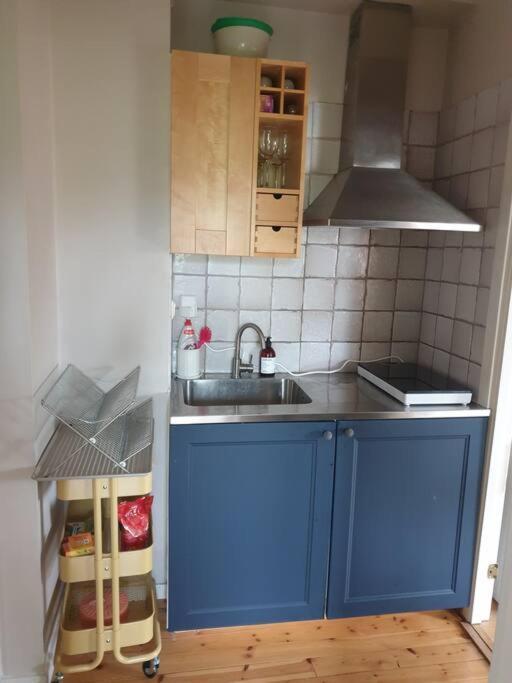 Centrala Stan- 2-Rums Gaestsvit, Perfekt Foer Kollegor Som Oenskar Separata Rum Umeå Exterior foto