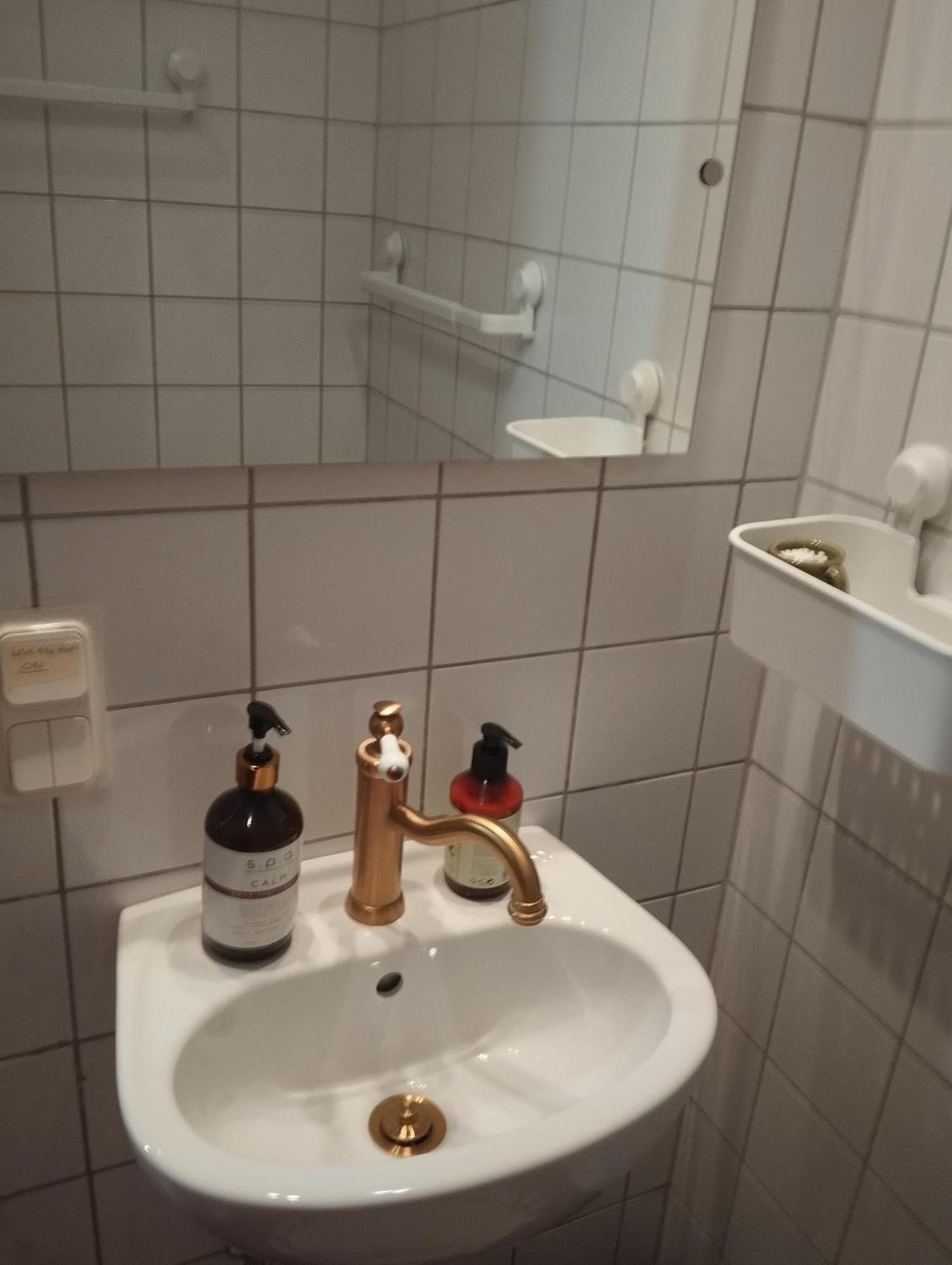 Centrala Stan- 2-Rums Gaestsvit, Perfekt Foer Kollegor Som Oenskar Separata Rum Umeå Exterior foto
